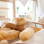 Altmuensterhof 3*