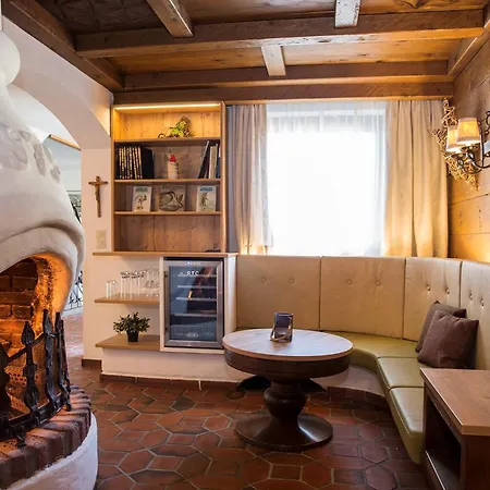 Altmuensterhof Отель 3*