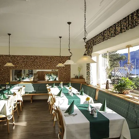 Otel Altmuensterhof 3*