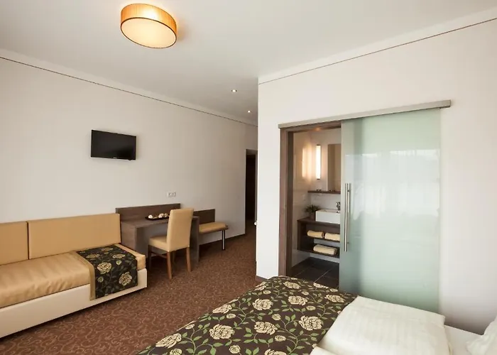 Отель Altmuensterhof Альтмюнстер